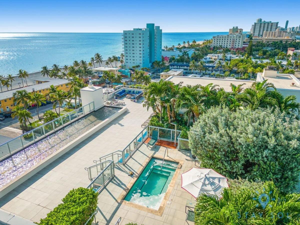 Tropical Oasis - Rooftop Pool- Near Beach - Gym Hollywood Bagian luar foto