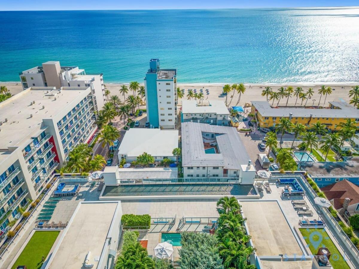 Tropical Oasis - Rooftop Pool- Near Beach - Gym Hollywood Bagian luar foto